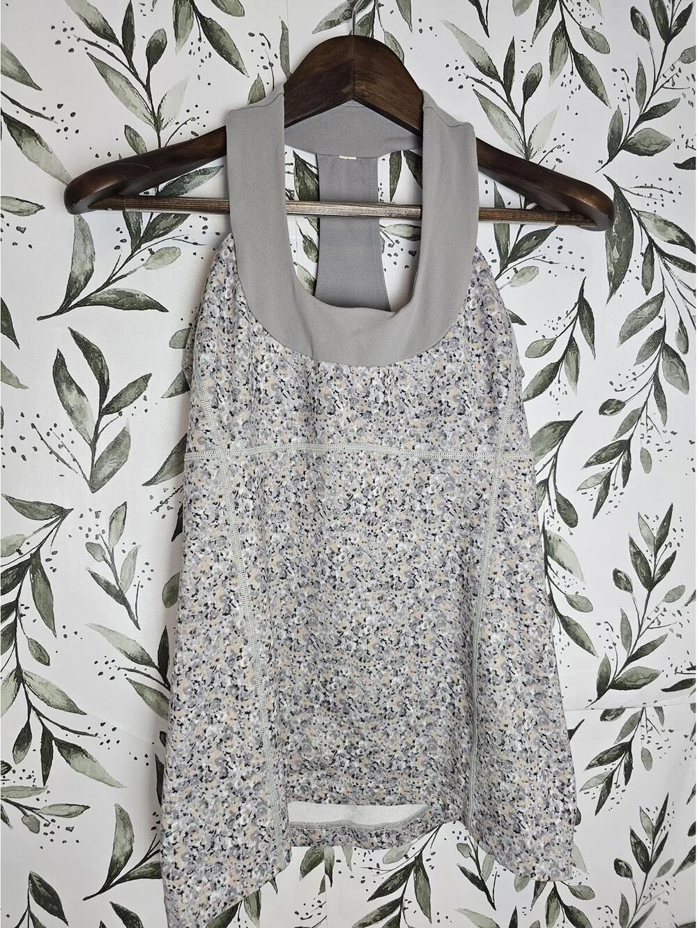 Lululemon Yoga Top Gray/Black Womens Size S/M Athletic